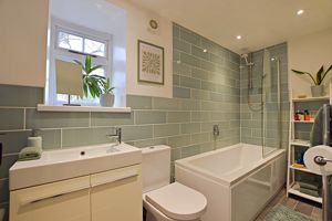 Photo 25- click for photo gallery